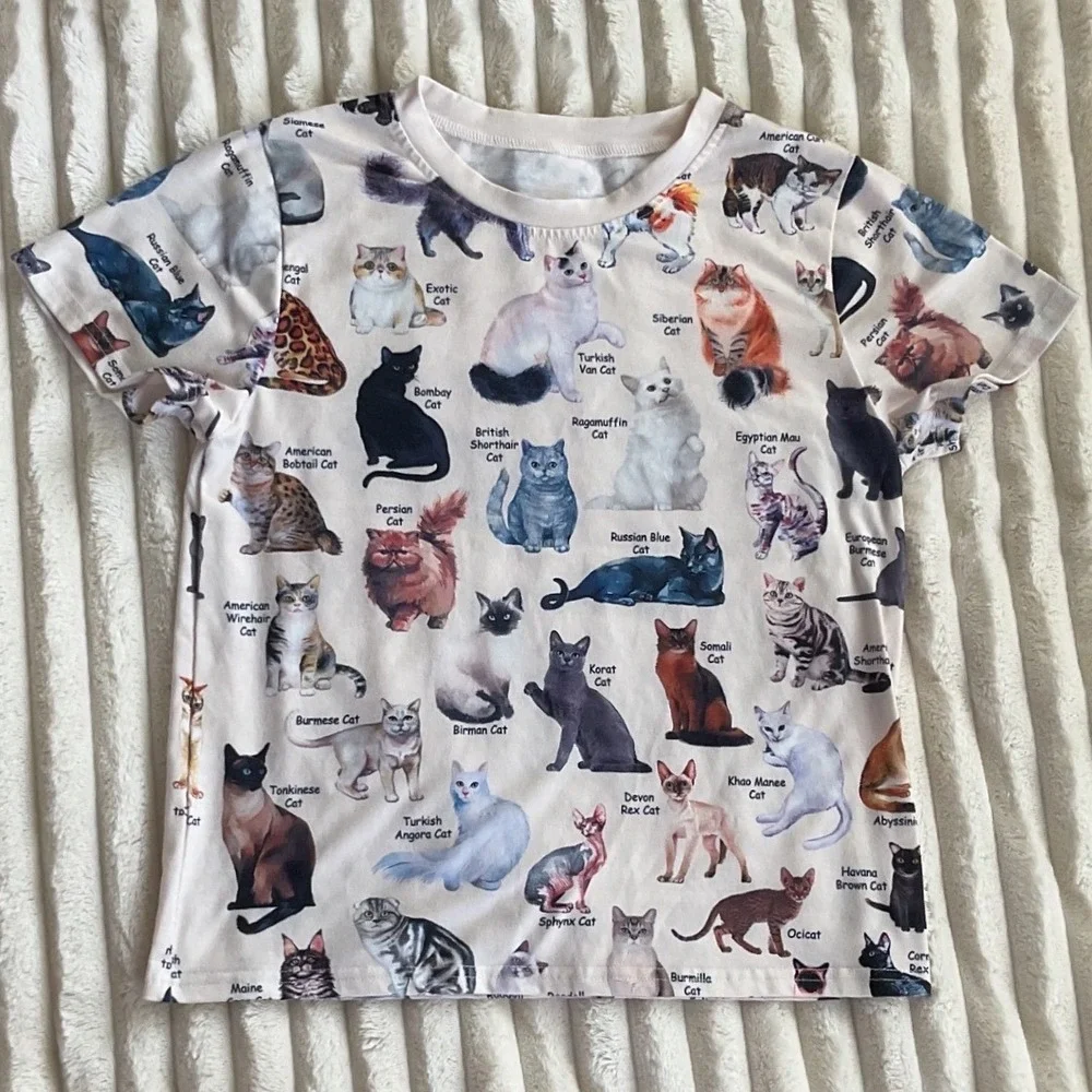 Cat Breeds All Over Print Graphic T-Shirt Cream Short Sleeve Crewneck Tee